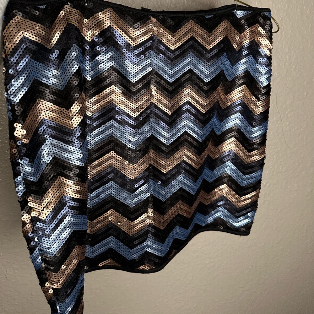 CUTE sequenced skirt